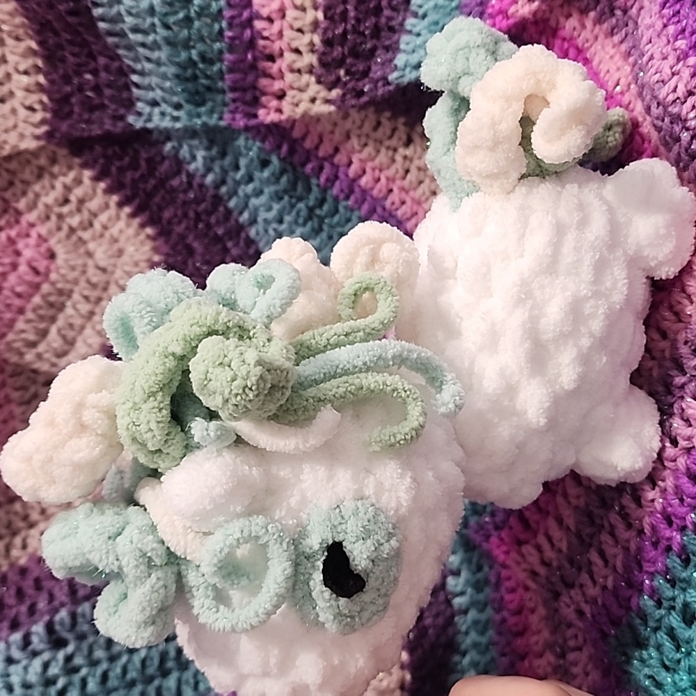 Lucky Pony - Picture 2 of 3